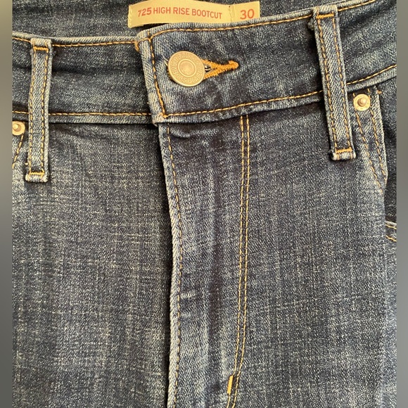 Levi’s 725 high-rise boot cut jeans size 30 - Picture 4 of 5
